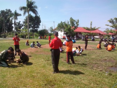 Lomba Pembuatan Tandu