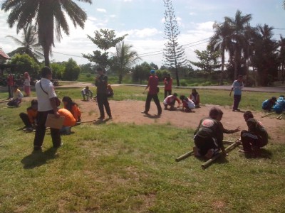 Lomba Pembuatan Tandu